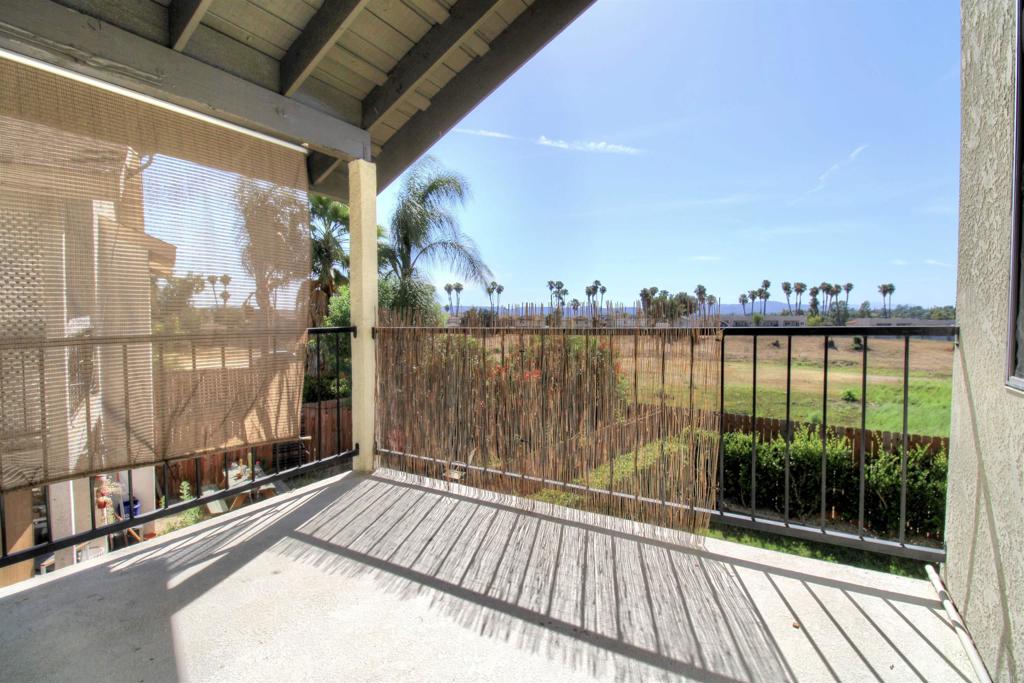 39071 Agua Vista