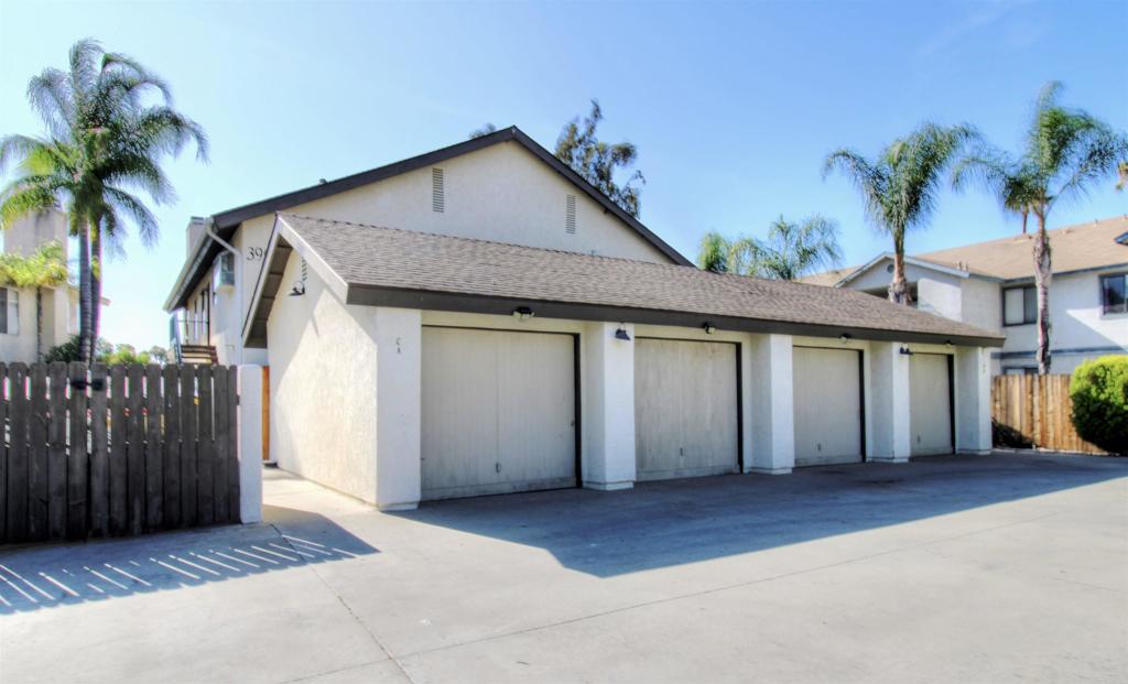 39071 Agua Vista