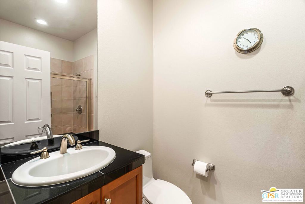 listing image 130727731682191922291