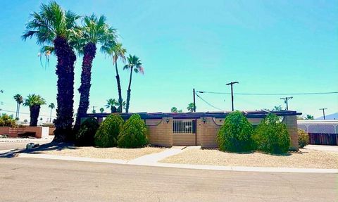 Photo of 32121 Oakland Hills Street, Thousand Palms, CA 92276 (MLS # 219148455DA)