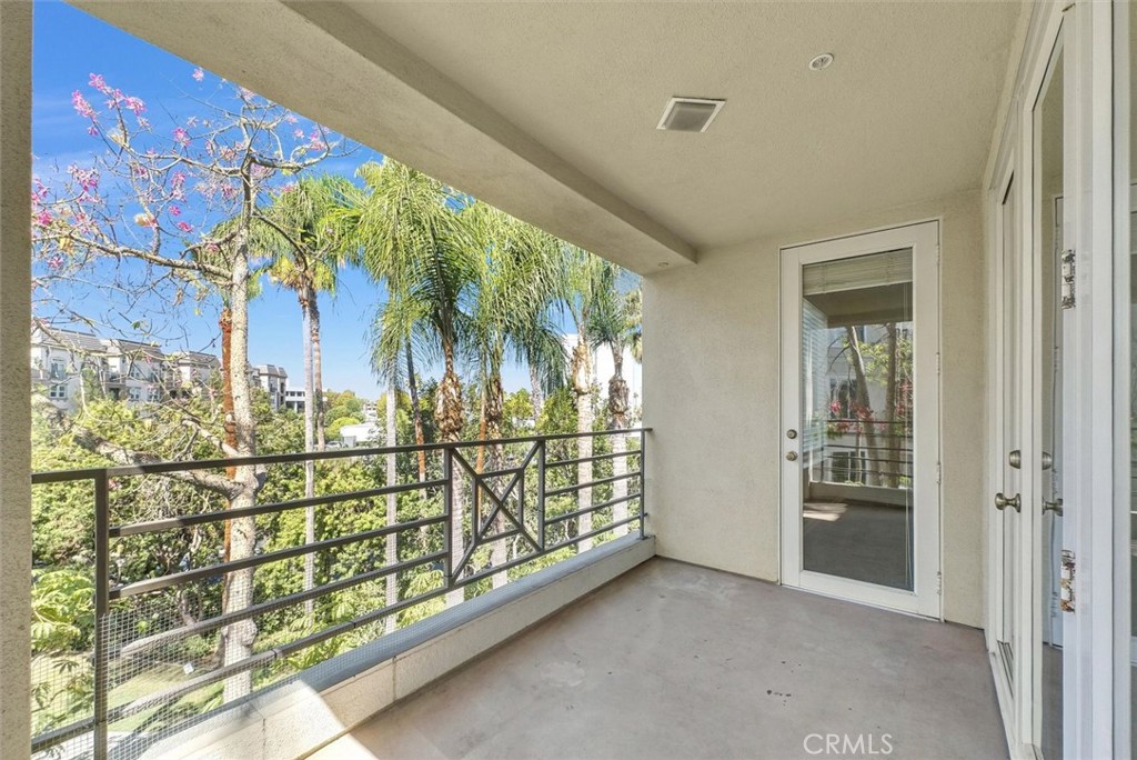Metropolitan (MET) - Residential Lease