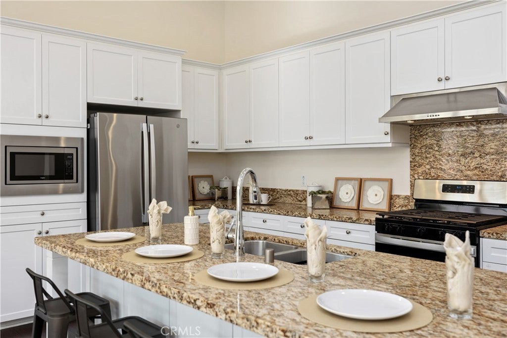 86 Mayfair, Irvine CA 92620 - Photo 14