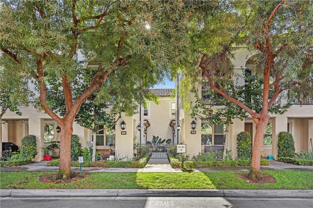 86 Mayfair, Irvine CA 92620