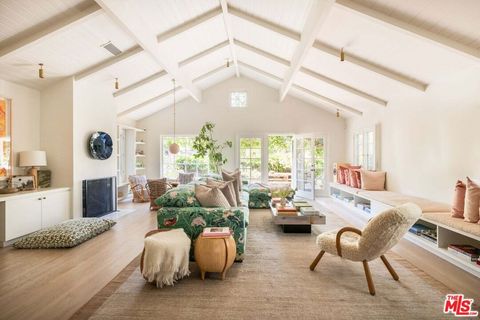 434 Carroll Canal Venice CA 90291