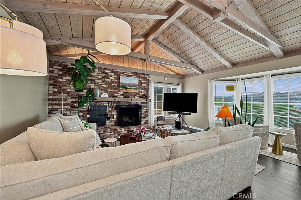11450 E Highway 20