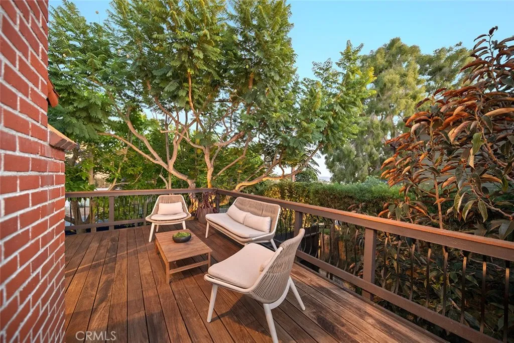 Laguna Beach, California 92651, United States, 3 Bedrooms Bedrooms, ,3 BathroomsBathrooms,Residential,Active,210181