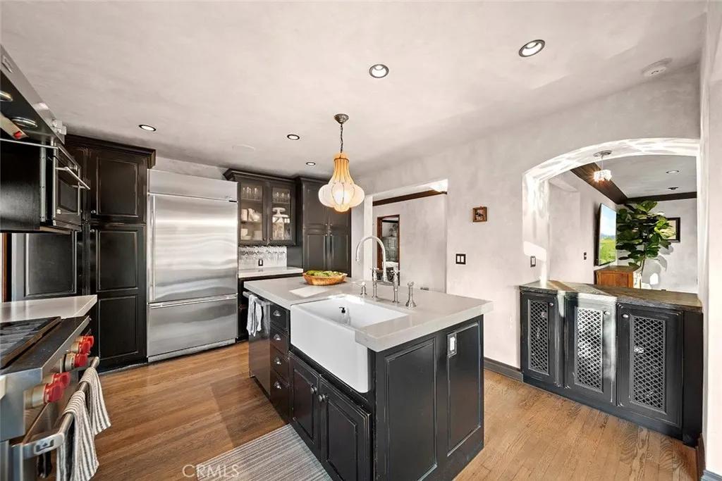 Laguna Beach, California 92651, United States, 3 Bedrooms Bedrooms, ,3 BathroomsBathrooms,Residential,Active,210181