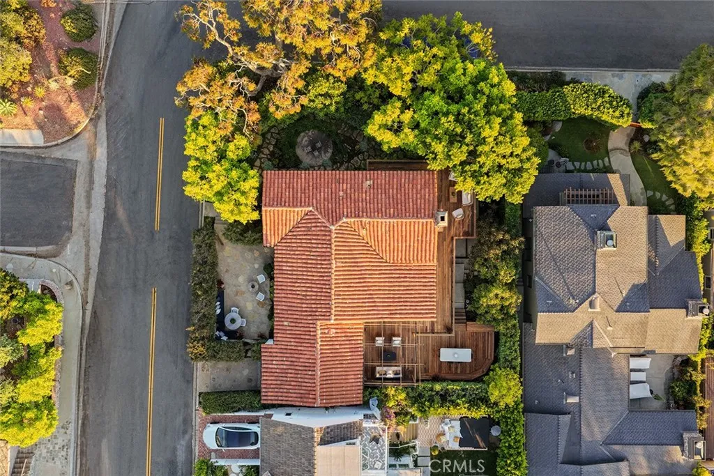 Laguna Beach, California 92651, United States, 3 Bedrooms Bedrooms, ,3 BathroomsBathrooms,Residential,Active,210181