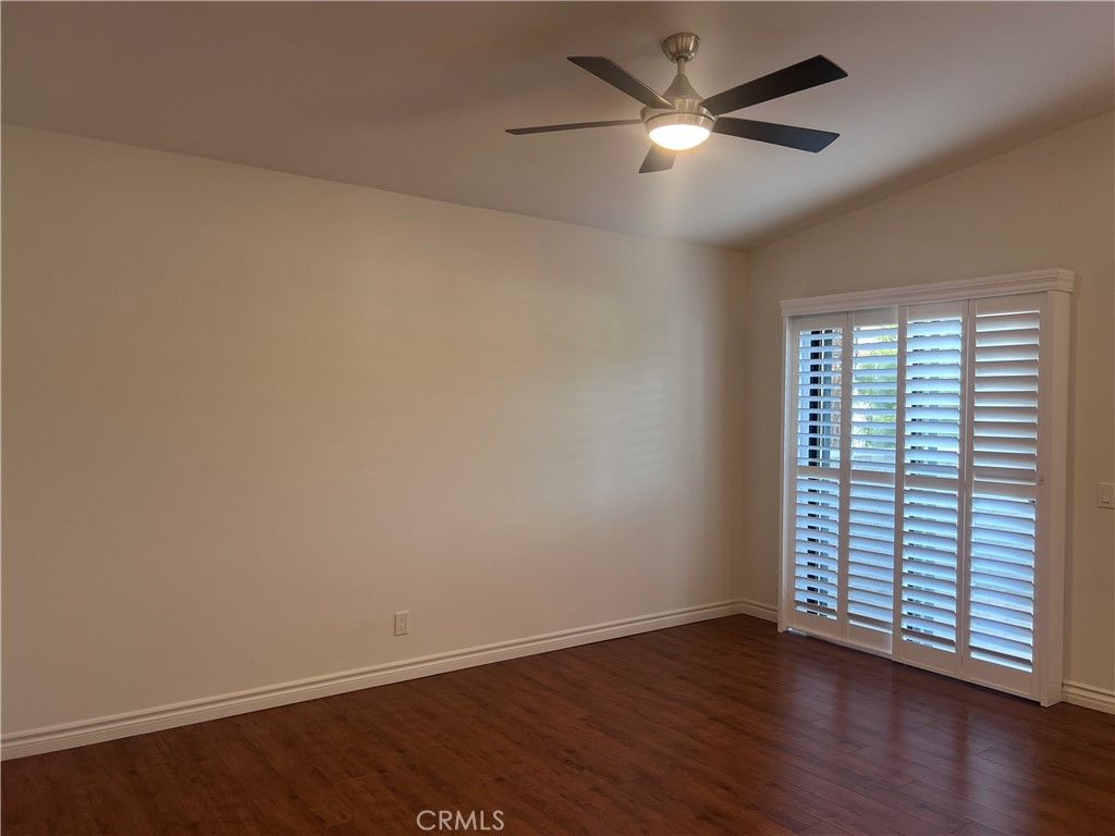 Photo of 1631 Charterwood Court, Thousand Oaks, CA 91362 (MLS # SR26028860)