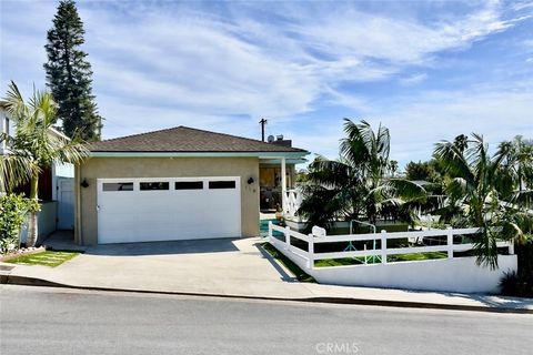 Photo of 116 Avenida Lucia, San Clemente, CA 92672 (MLS # OC26049790)