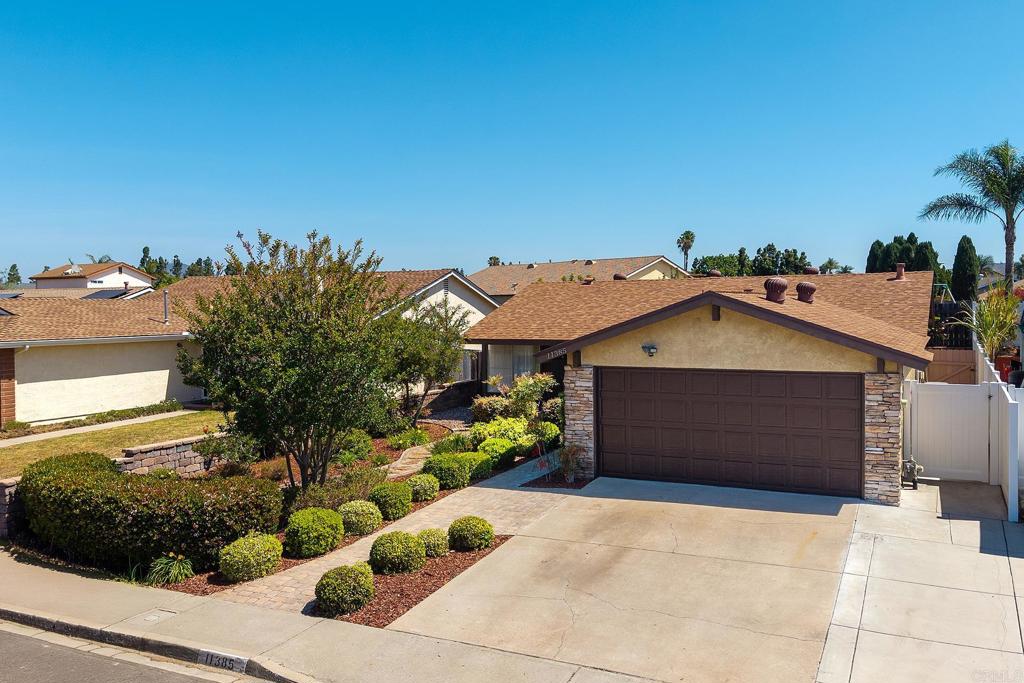 11385 AVENIDA DEL GATO