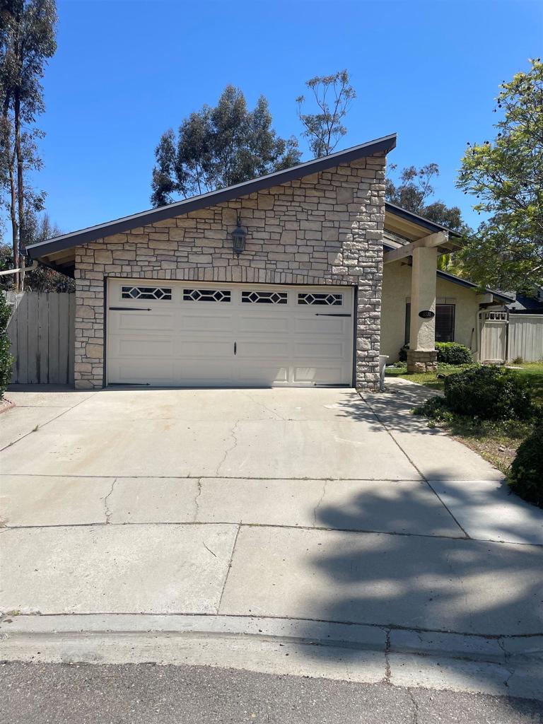 11330 Vista La Cuesta Drive