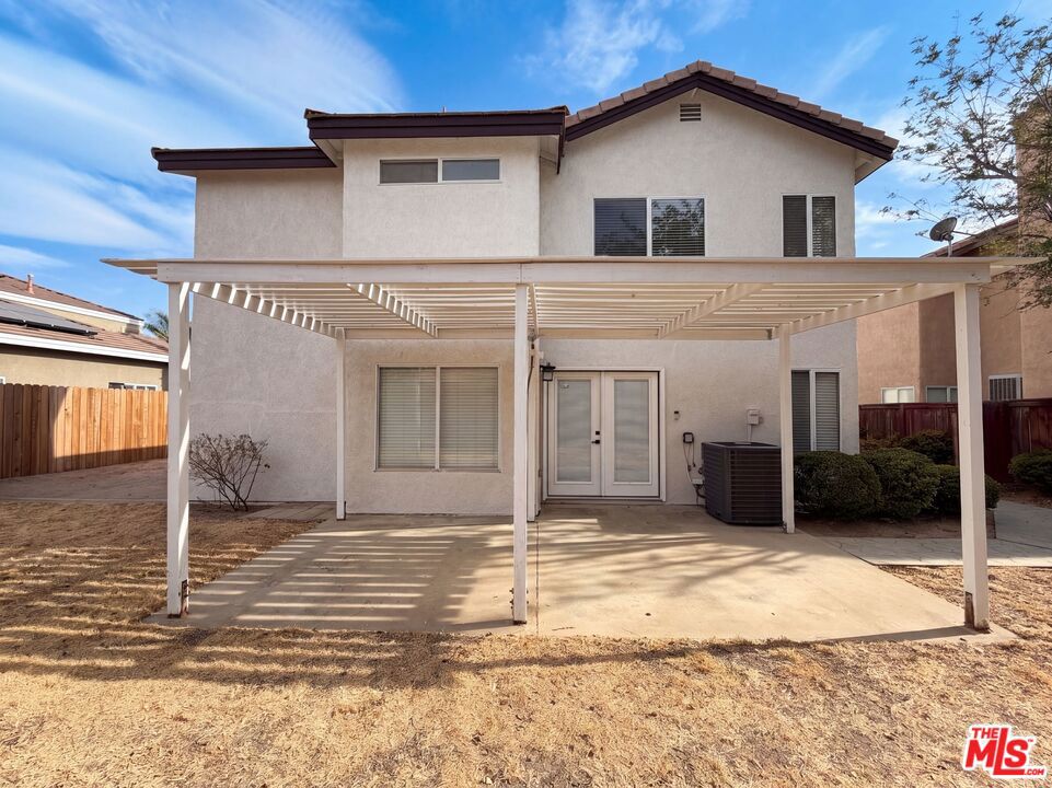 5539 W Avenue L6