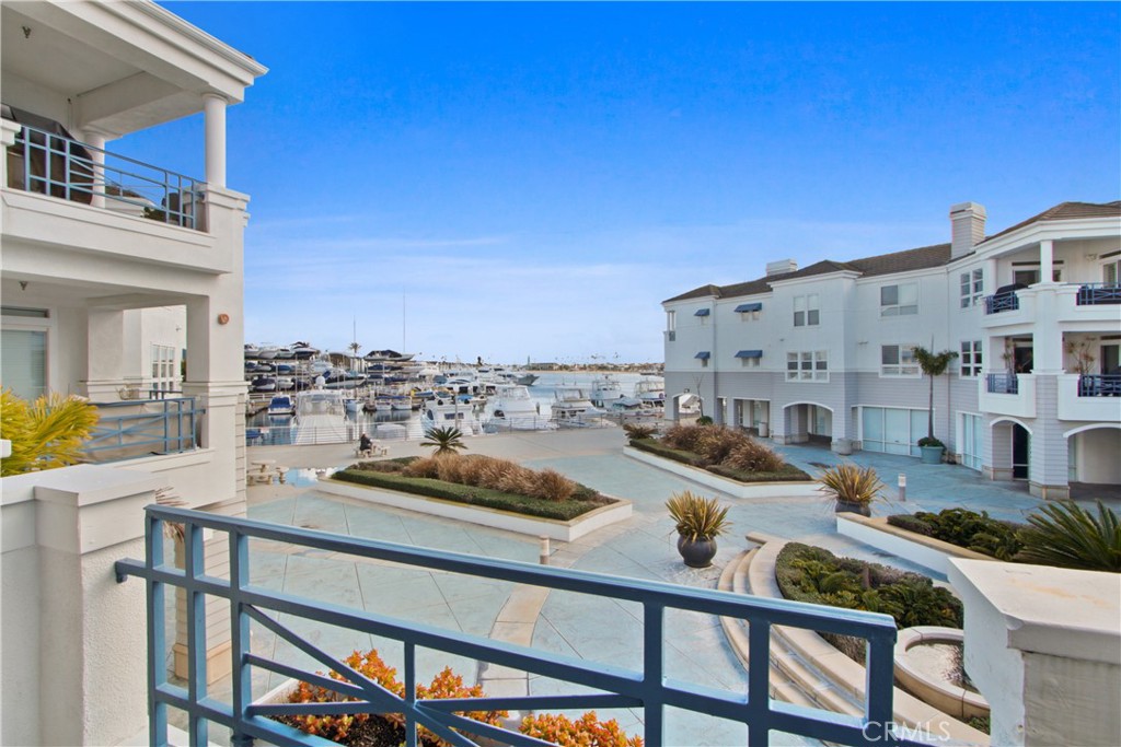 2600 Newport Boulevard 221
