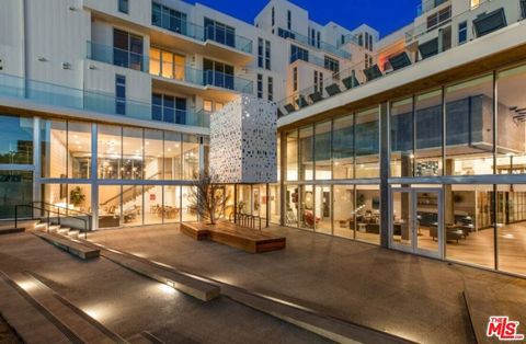 Photo of 13448 Beach Avenue #PH7313, Marina Del Rey, CA 90292 (MLS # 25603619)