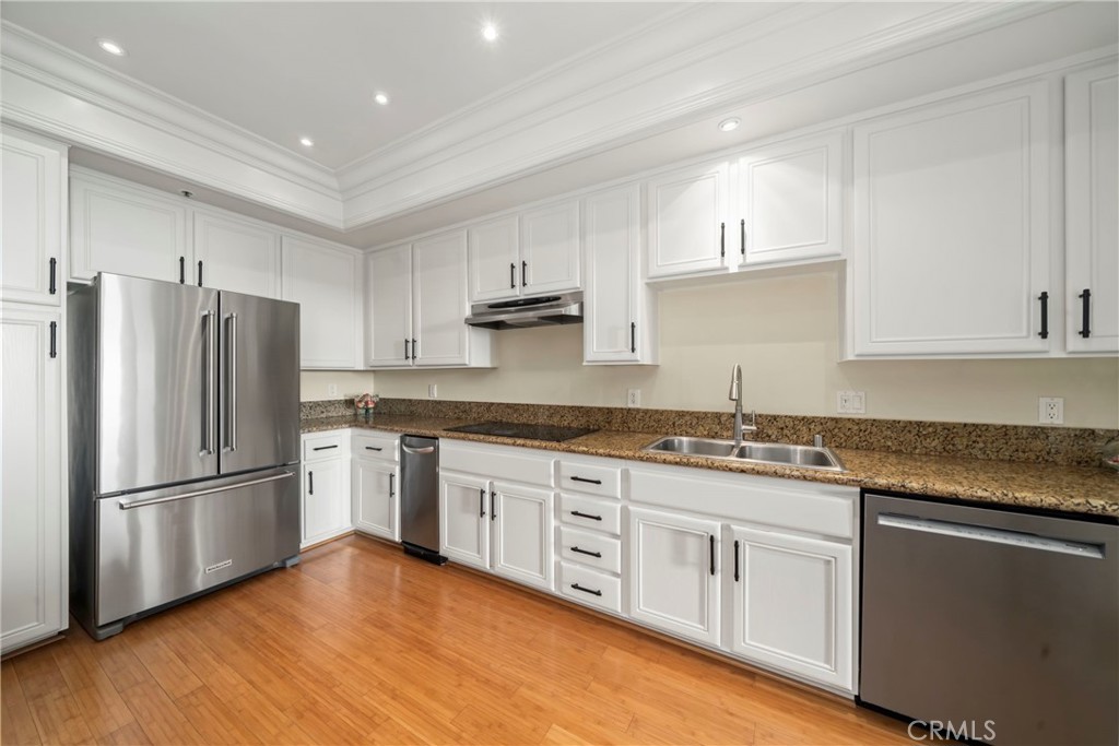 Villa Balboa (VBAL) - Residential