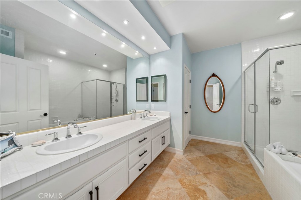 Villa Balboa (VBAL) - Residential