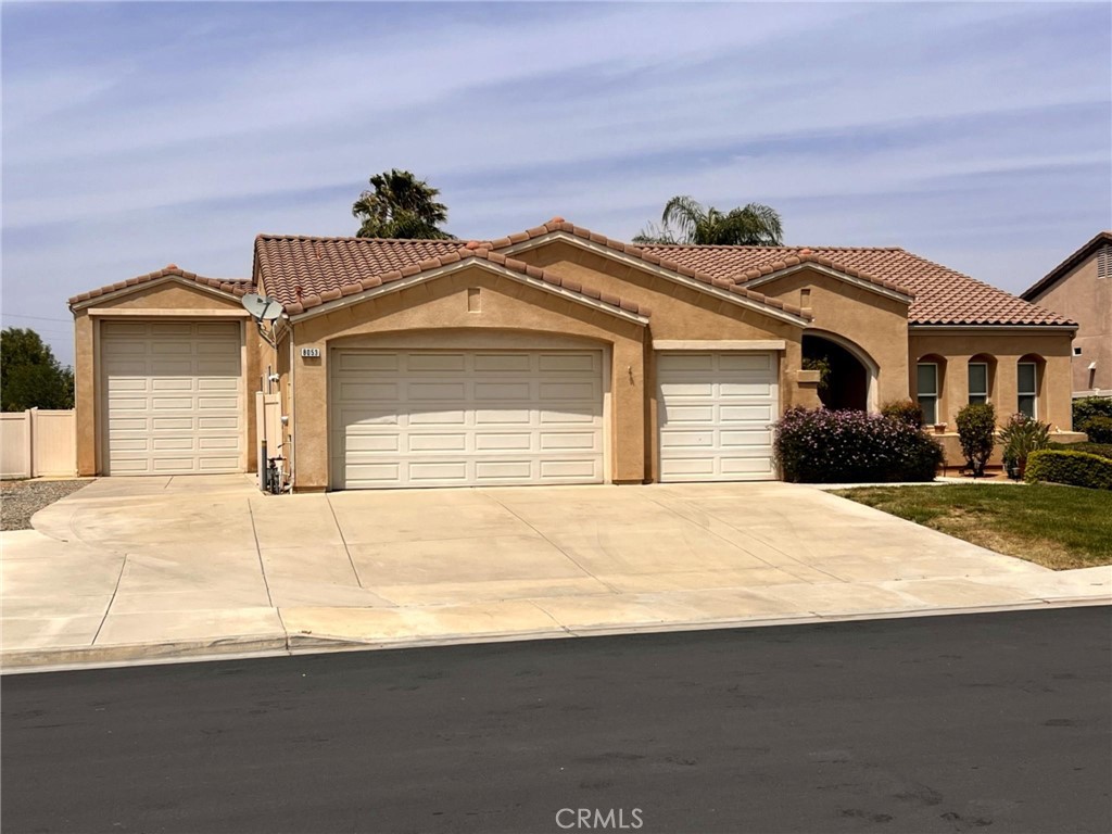 8053 Halbrook