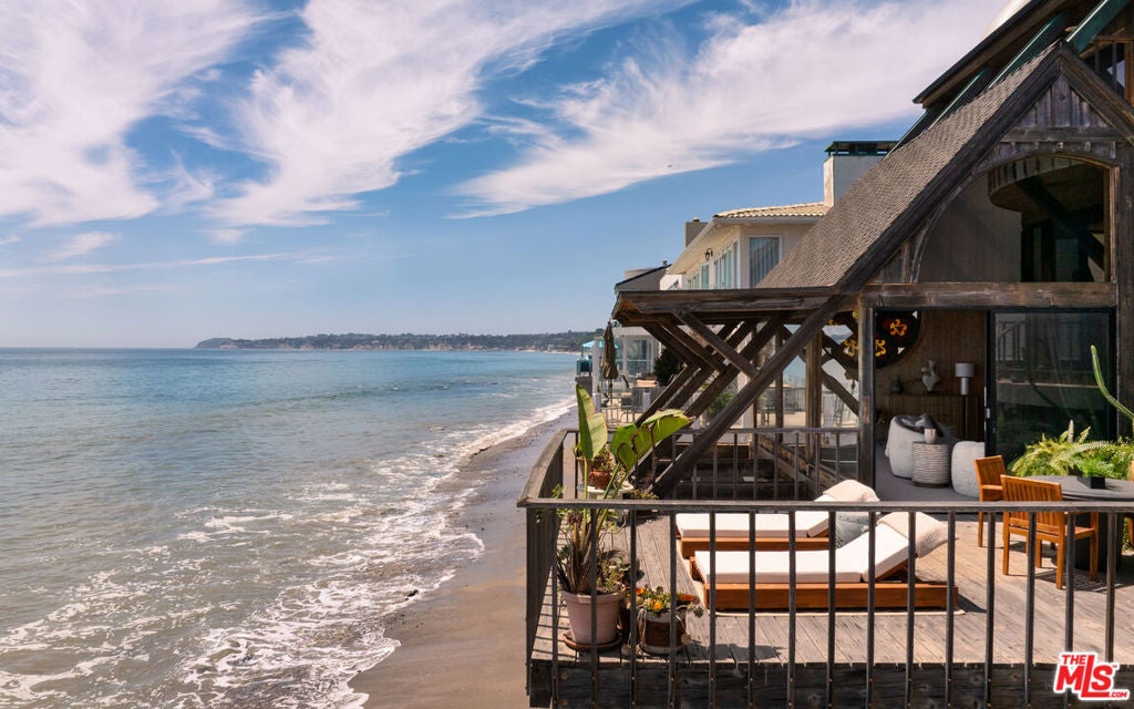 Photo of 26902 Malibu Cove Colony Drive, Malibu, CA 90265 (MLS # 26861141)