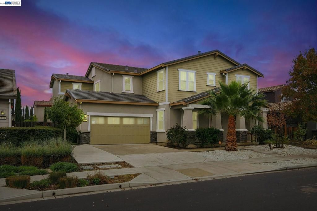 Photo of 574 Mandevilla Dr Dr, Brentwood, CA 94513 (MLS # 41136314)