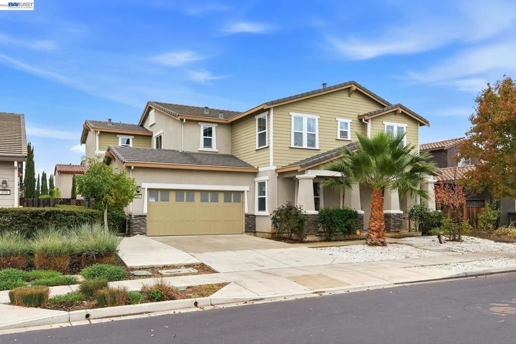 Photo of 574 Mandevilla Dr Dr, Brentwood, CA 94513 (MLS # 41136314)