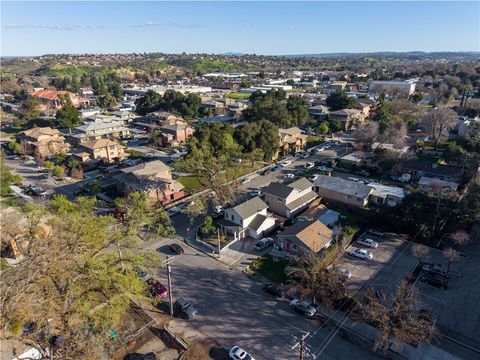 Tiny photo for 740 30th, Paso Robles, CA 93446 (MLS # PI26037779)