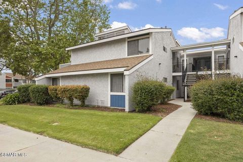 Photo of 5123 Longfellow Way, Oxnard, CA 93033 (MLS # 226001486)