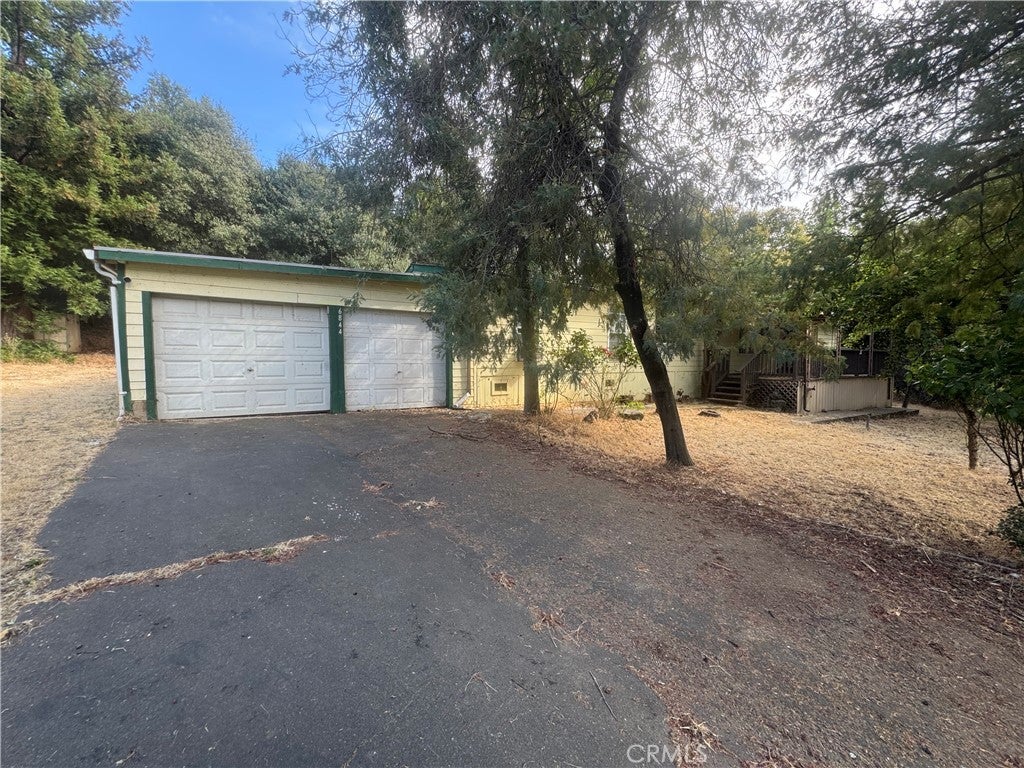 6844 Floyd Way