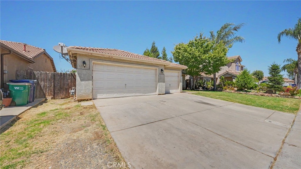 2204 W Sweet Water Court