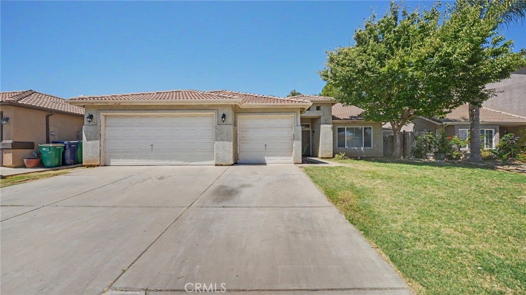 2204 W Sweet Water Court