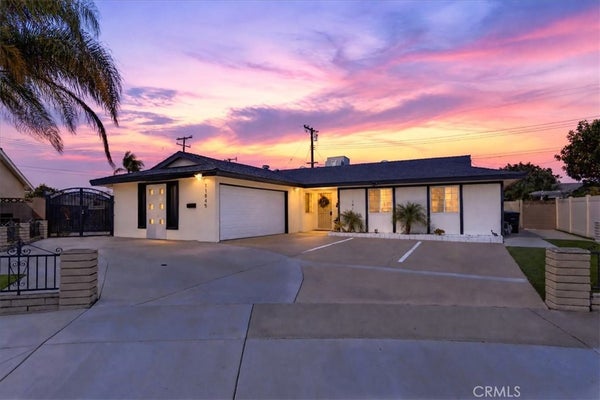 11841 GARNET CIR, GARDEN GROVE, CA 92845 - Image d2a6c3cb7bc44545fa97155c507f69cf/1470357015