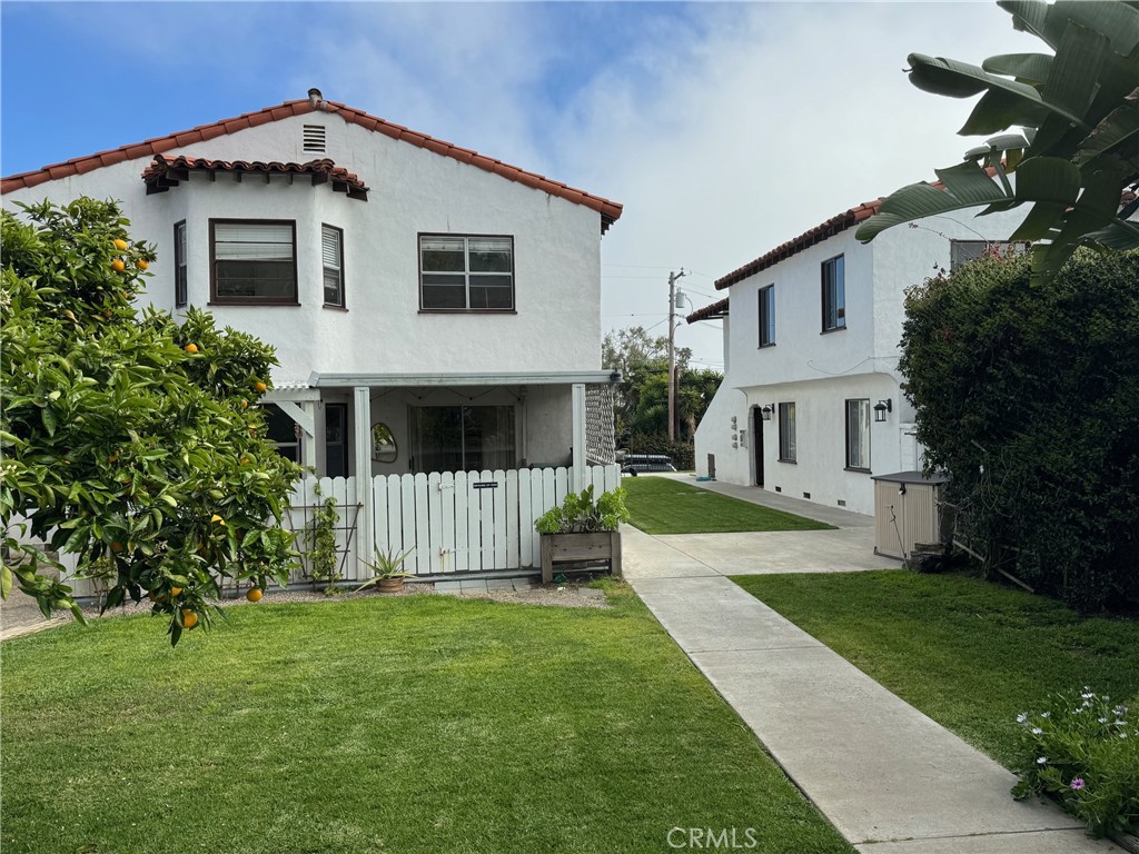 AMAZING location in this wonderful San Clemente Spanish Style Fourplex. Beach living at it's finest. 1 Bedroom, 1 Bathroom, parking space, or plenty of street parking if needed, access to street above unit as well as Marquita. Single level, upstairs unit, living room, dining and kitchen. Cute as can be with all oak wood floors, nice kitchen with plenty of cabinets. A great starter place for a couple or someone wanting to live alone with plenty of room. Quiet neighborhood, lots of street parking and sweet yard between these side by side fourplexes. A short distance from Linda Lane Park, the beach, beach walking trail, and beach access, and much more. Minutes to downtown San Clemente, San Clemente Outlets and the San Clemente Pier. Close freeway access, Amtrak, Metro Link and the Trolley. If you love beach style living yet want great conveniences for all other needs, this is it! A MUST SEE! For Showings contact: Preston Wilson 949-632-1500 or Darlene Jamroz 949-363-3825