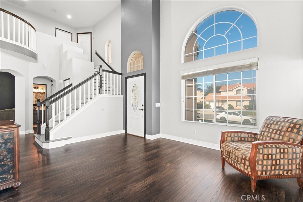 2073 W Summerset Drive