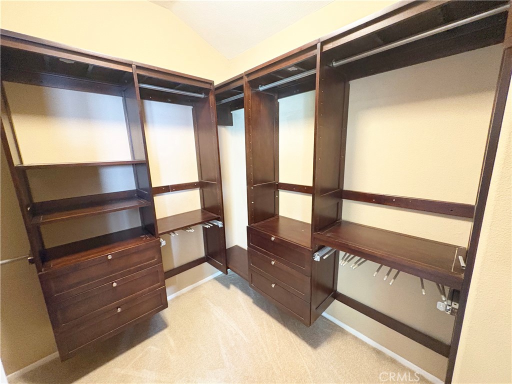 Calabria (CLB) - Residential Lease