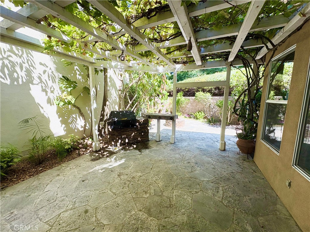 Calabria (CLB) - Residential Lease
