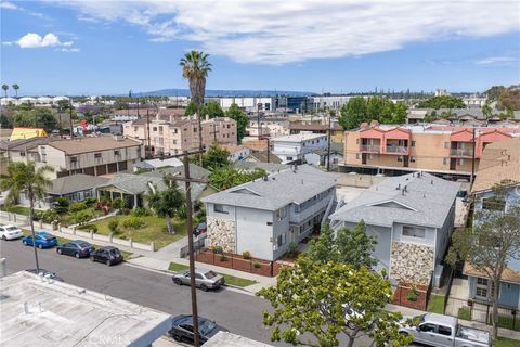Photo of 6641 Hammond Avenue, Long Beach, CA 90805 (MLS # OC26101020)