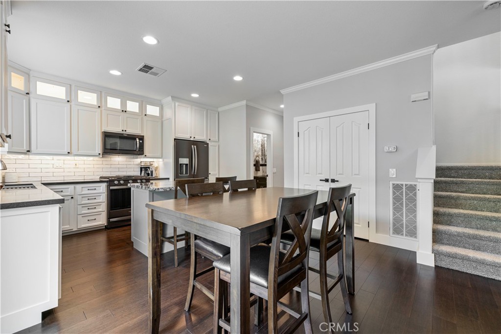 Cambridge Collection (CAMBC) - Residential