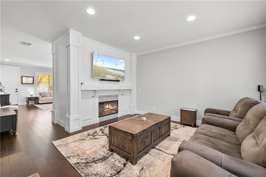 Cambridge Collection (CAMBC) - Residential