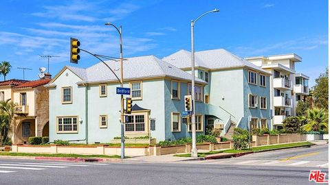 Photo of 937 S Bedford Street, Los Angeles, CA 90035 (MLS # 26655479)