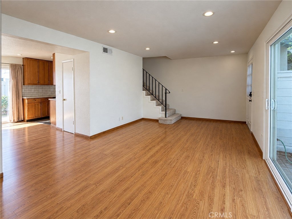 8180 Ferguson Green