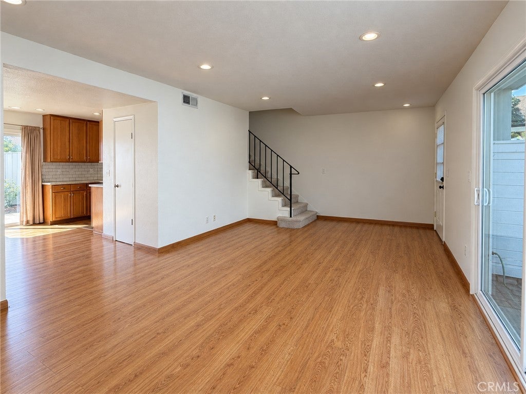 8180 Ferguson Green