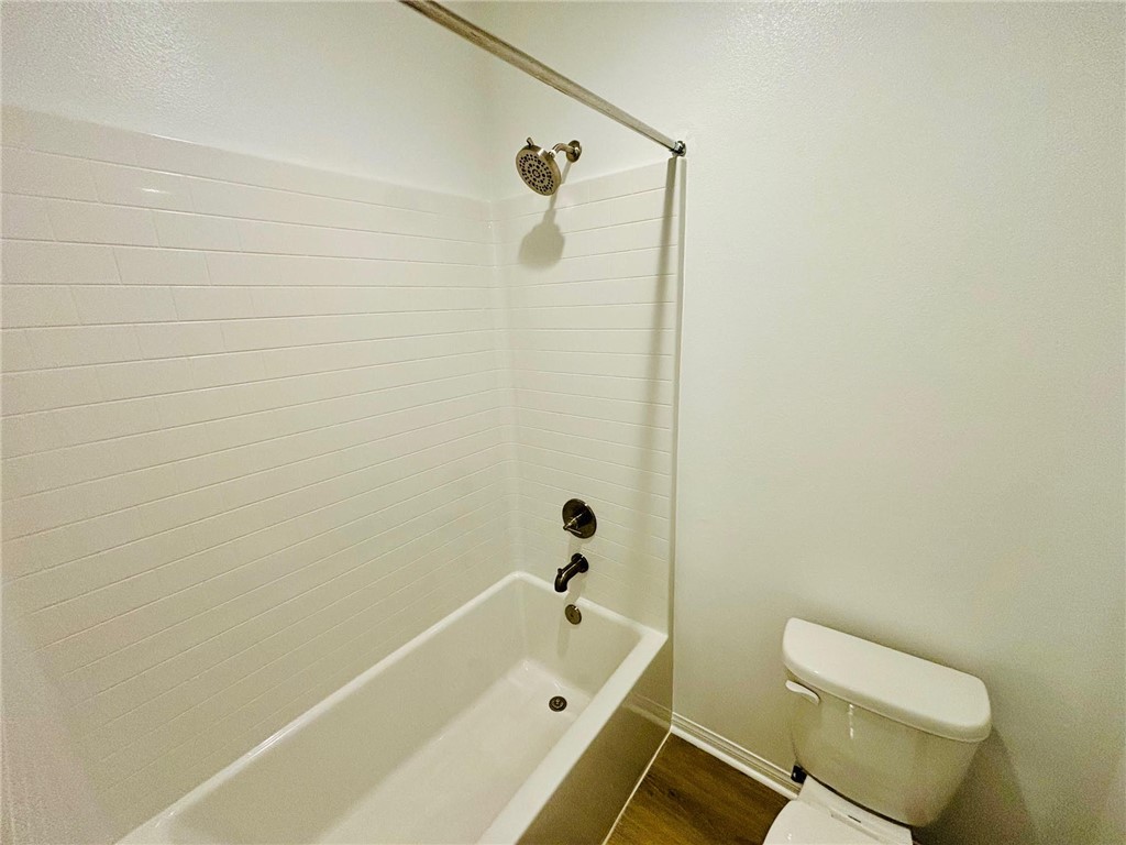 Wisteria (WIST5P) - Residential Lease