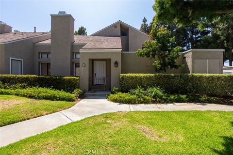 26 Claret 40 Irvine CA 92614