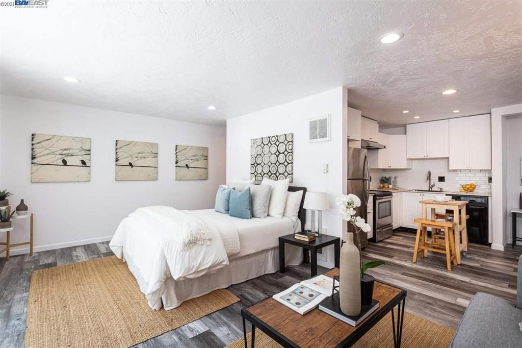 listing image 130720728099771994722