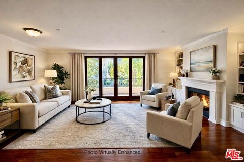 Photo of 122 N Clark Drive #206, Los Angeles, CA 90048 (MLS # 26857923)