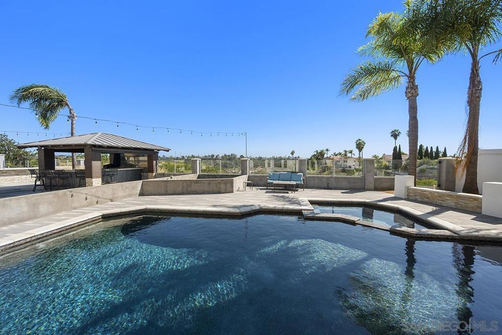 376 Canyon Ridge