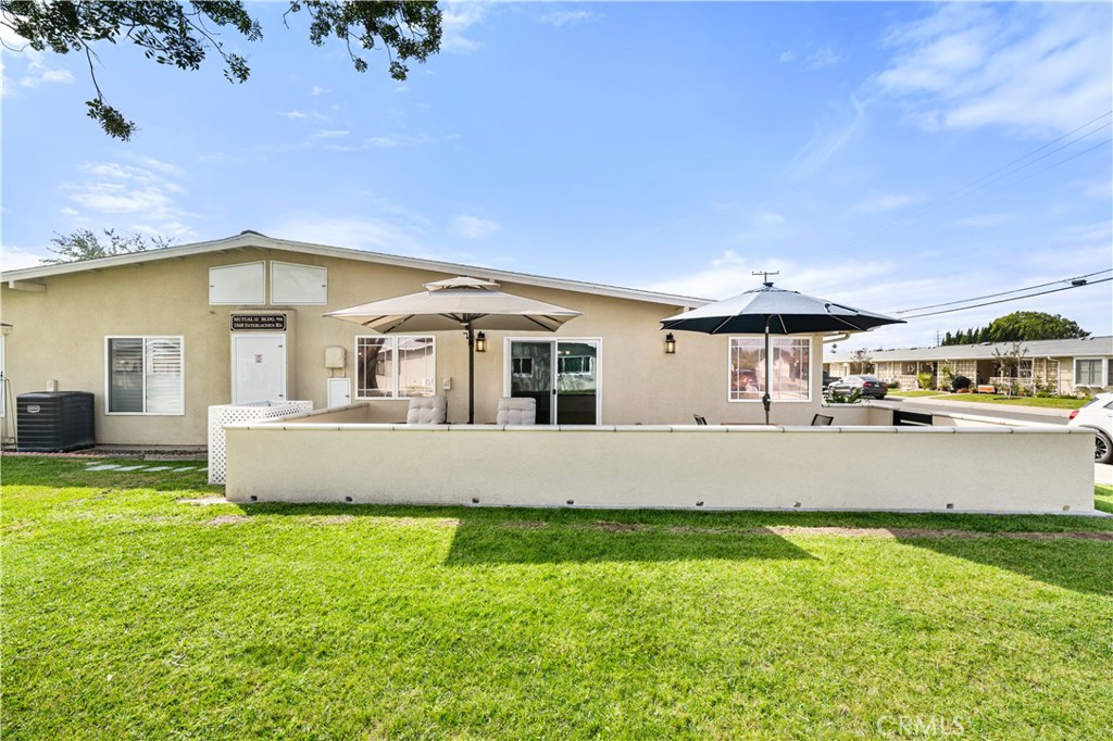 1560 Interlachen Road M12-66L