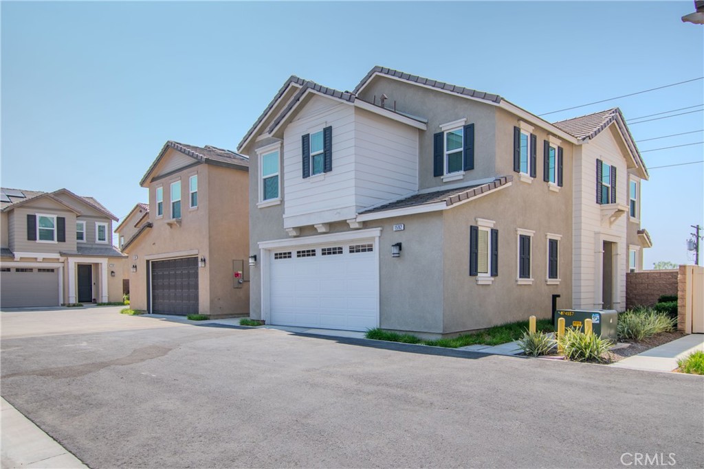 Come Home!! To this Amazing Home Located at Sycamore Hills in Upland! This KB Built Home Features an Open Floor Plan with 3 Bedrooms and 2.5 Baths. Spacious and Open Kitchen with Stainless Steel Appliances, Kitchen Breakfast Bar, Quartz Counters and Walk in Pantry. The Three Bedrooms are Located Upstairs Along with the Laundry Room. This Home Also Features: Recessed Lights, Upgraded Carpet, Mountain Views, & Its an Energy Efficient Home. Community Pool, Play Park, Walking Distance to Whole Foods, Starbucks, Shopping and Dining at The Colonies Crossroads. Close to Claremont and 210 Freeway.