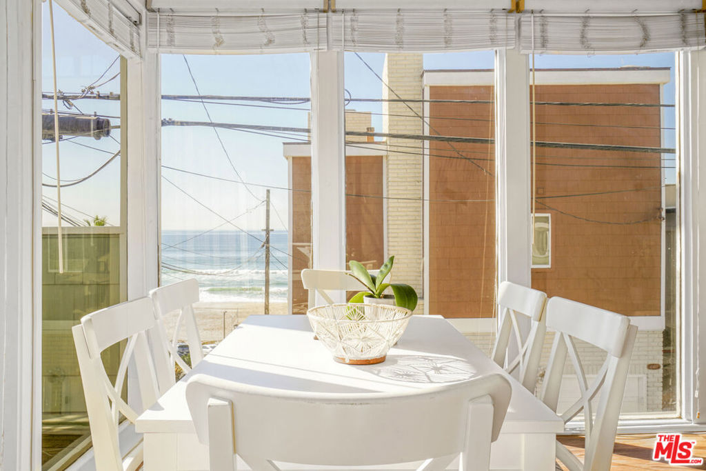 Located in the highly desirable El Porto neighborhood of Manhattan Beach, this sun-drenched 1-bedroom apartment offers the perfect blend of charm, comfort, and coastal elegance. With sweeping ocean views and an abundance of natural light, it's the ideal spot to enjoy the best of beachside living. The high ceilings enhance the sense of space and light. The open, airy layout flows seamlessly throughout, creating a warm, inviting atmosphere perfect for relaxation or entertaining. The apartment also includes a 1-car garage that fits a small vehicle, along with on-site laundry for added convenience. And when you're not enjoying the tranquility of your home, you're just moments away from the beach, along with all the vibrant shops, cafes, and restaurants that make Manhattan Beach one of the most coveted coastal communities. This cozy, ocean-view retreat in El Porto is the dream location you've been waiting for combining the best of Manhattan Beach's laid-back lifestyle with luxurious amenities and a stunning setting.