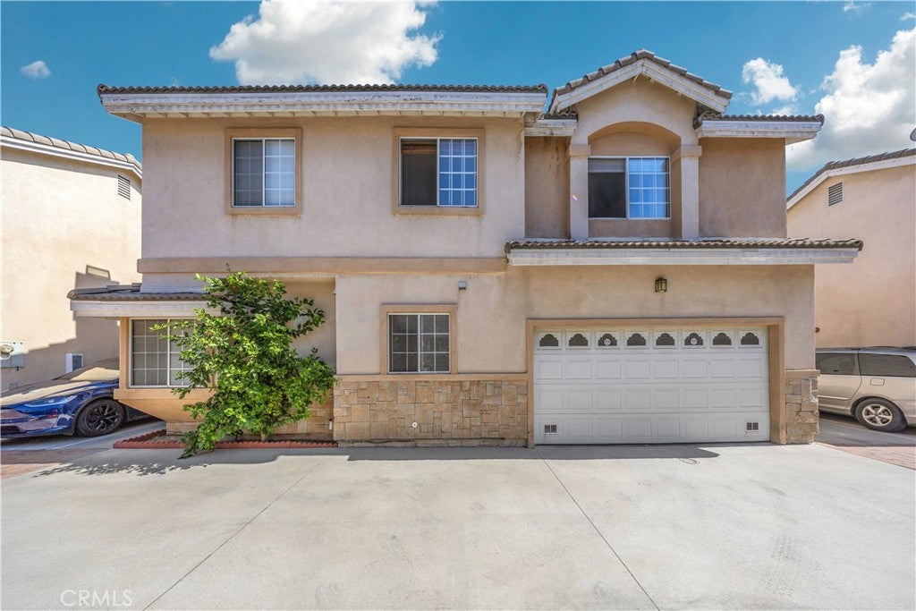 11139 Elliott AVE